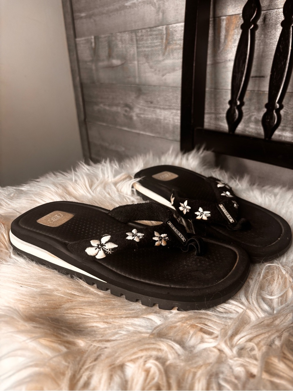 Skechers vintage Y2k 2000s Heatwaves Tropics Sketchers Flip Flop Sandals chunky
